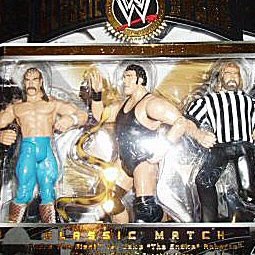 Jake Roberts/Andre The Giant/ Big John Studd Classic Superstars 3 pack LIMITED EDITION